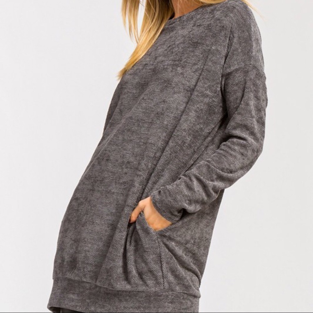 1 LEFT SALE-FIRM‼️Textured Chenille Pullover - Picture 7 of 8